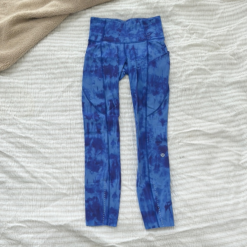 LULULEMON FAST & FREE LEGGINGS- SIZE 2! - Picture 3 of 6